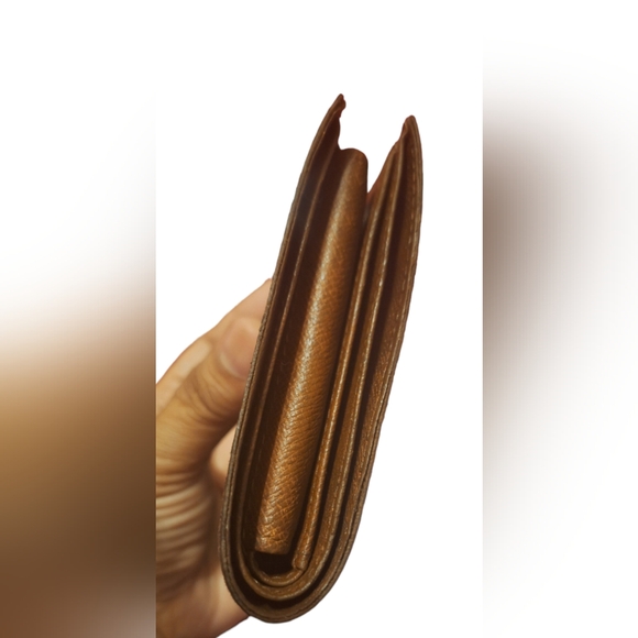 LOUIS VUITTON MONO BIFOLD WALLET FOR MEN - Picture 10 of 11